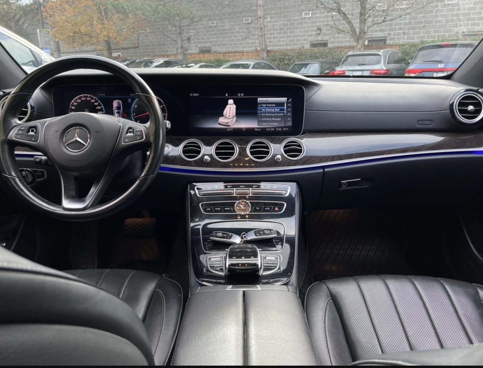 Mercedes-Benz E 400 Distronic, масажи, Burmester, oобдухване, дигитал* - изображение 9