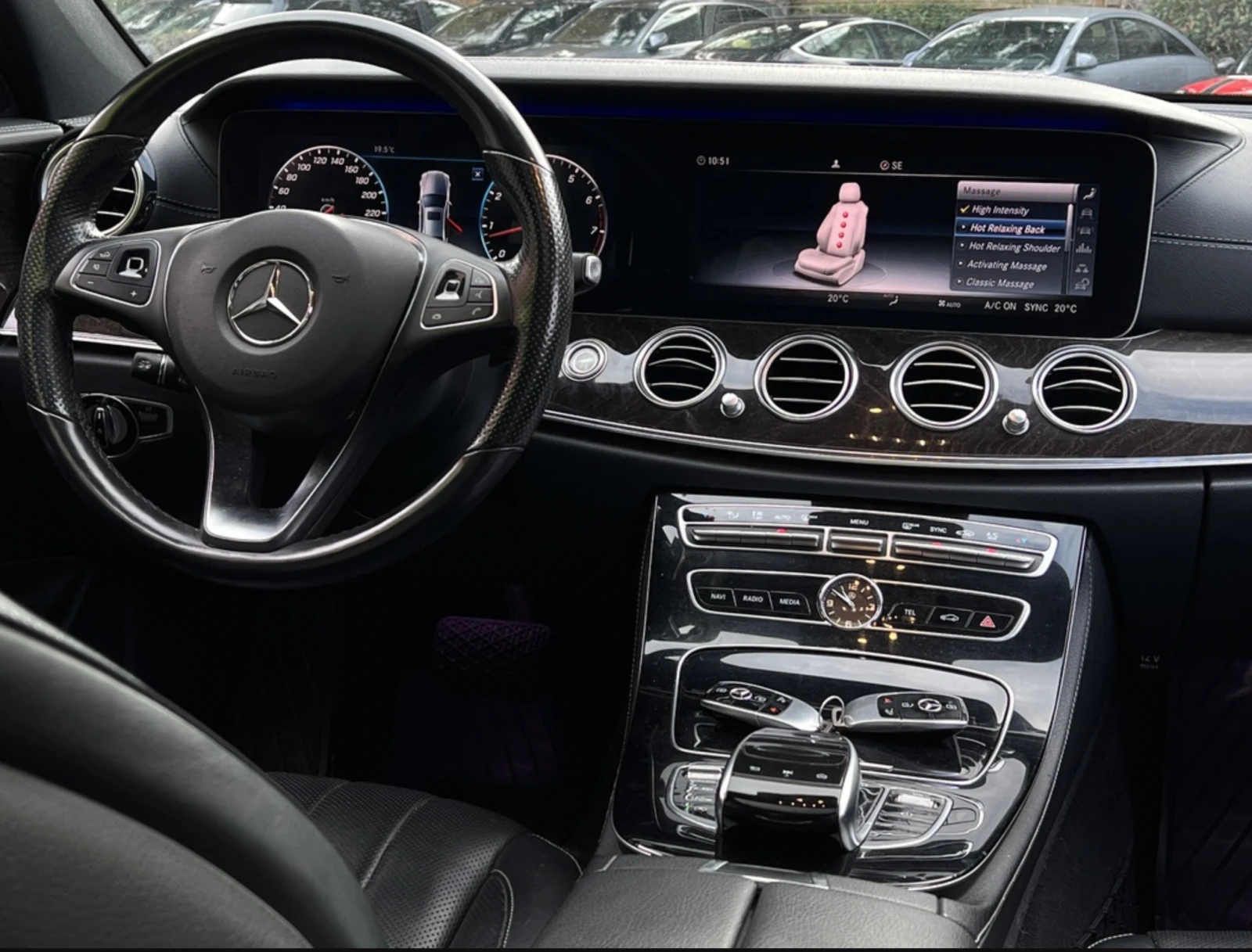 Mercedes-Benz E 400 Distronic, масажи, Burmester, oобдухване, дигитал* - изображение 7