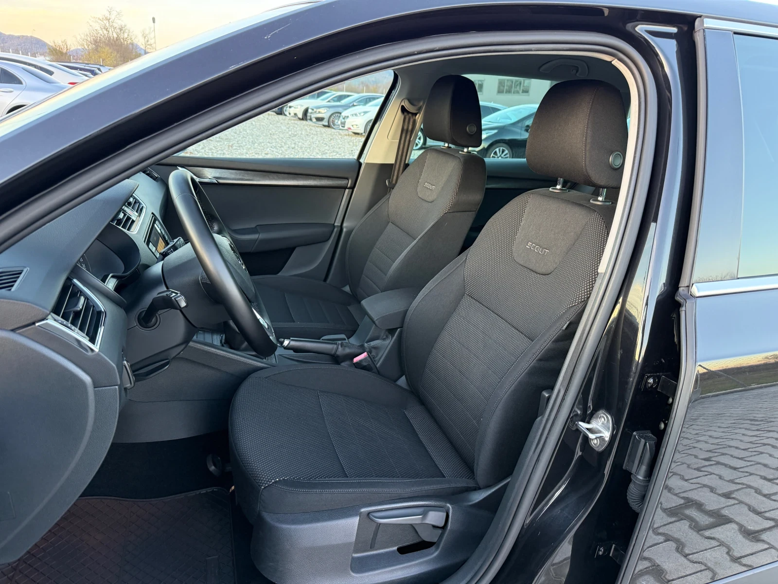 Skoda Octavia 2.0 TDI SCOUT 4x4 NAVI | Mobile.bg   10