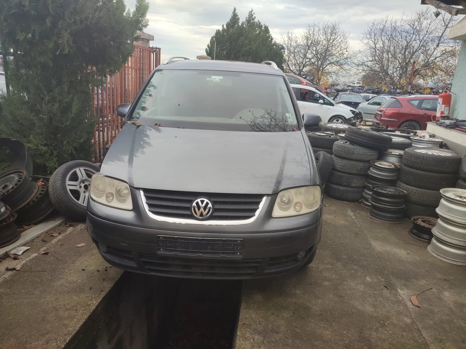 VW Touran | Mobile.bg   3