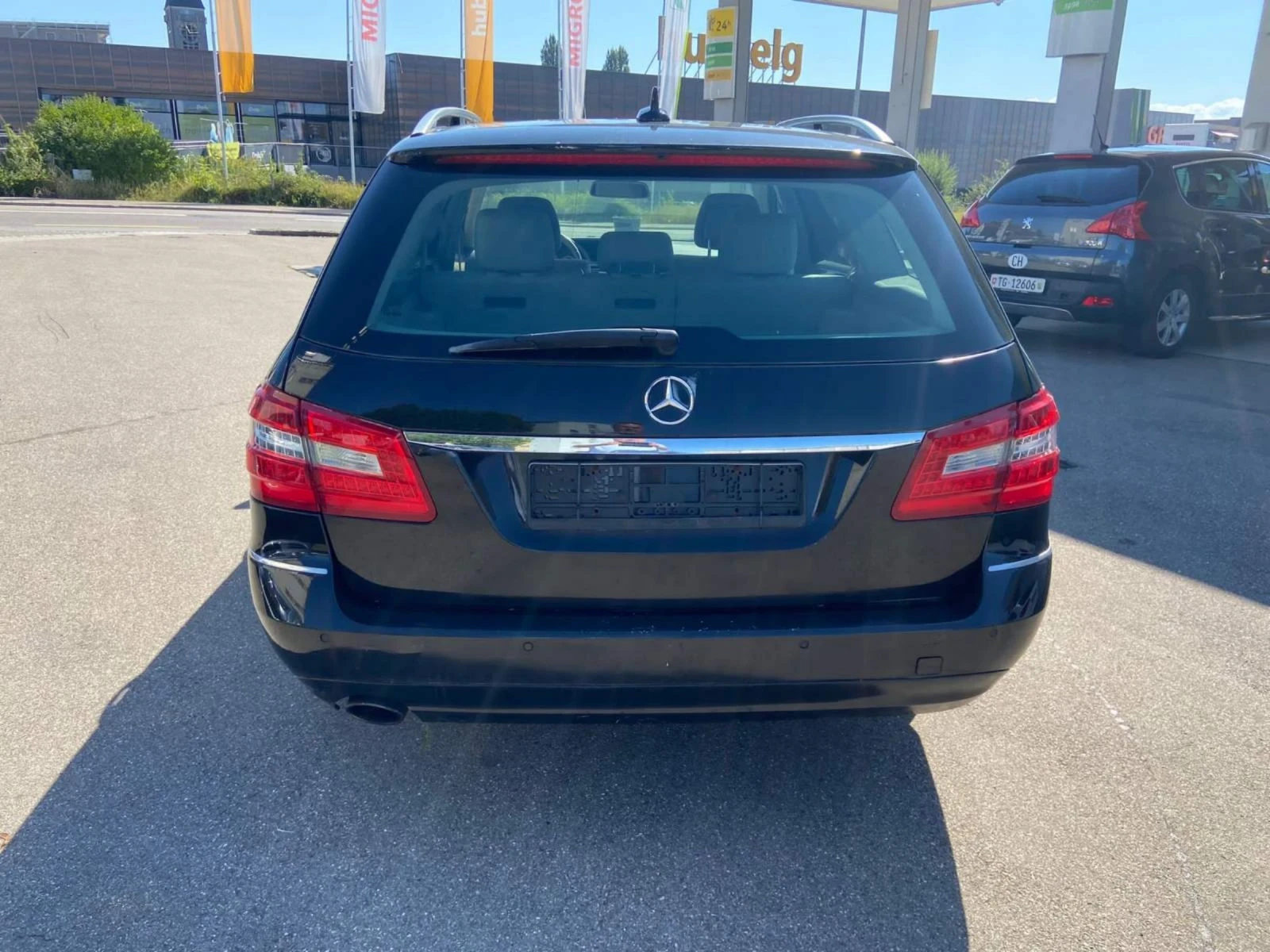 Mercedes-Benz E 250 Комби  - изображение 4