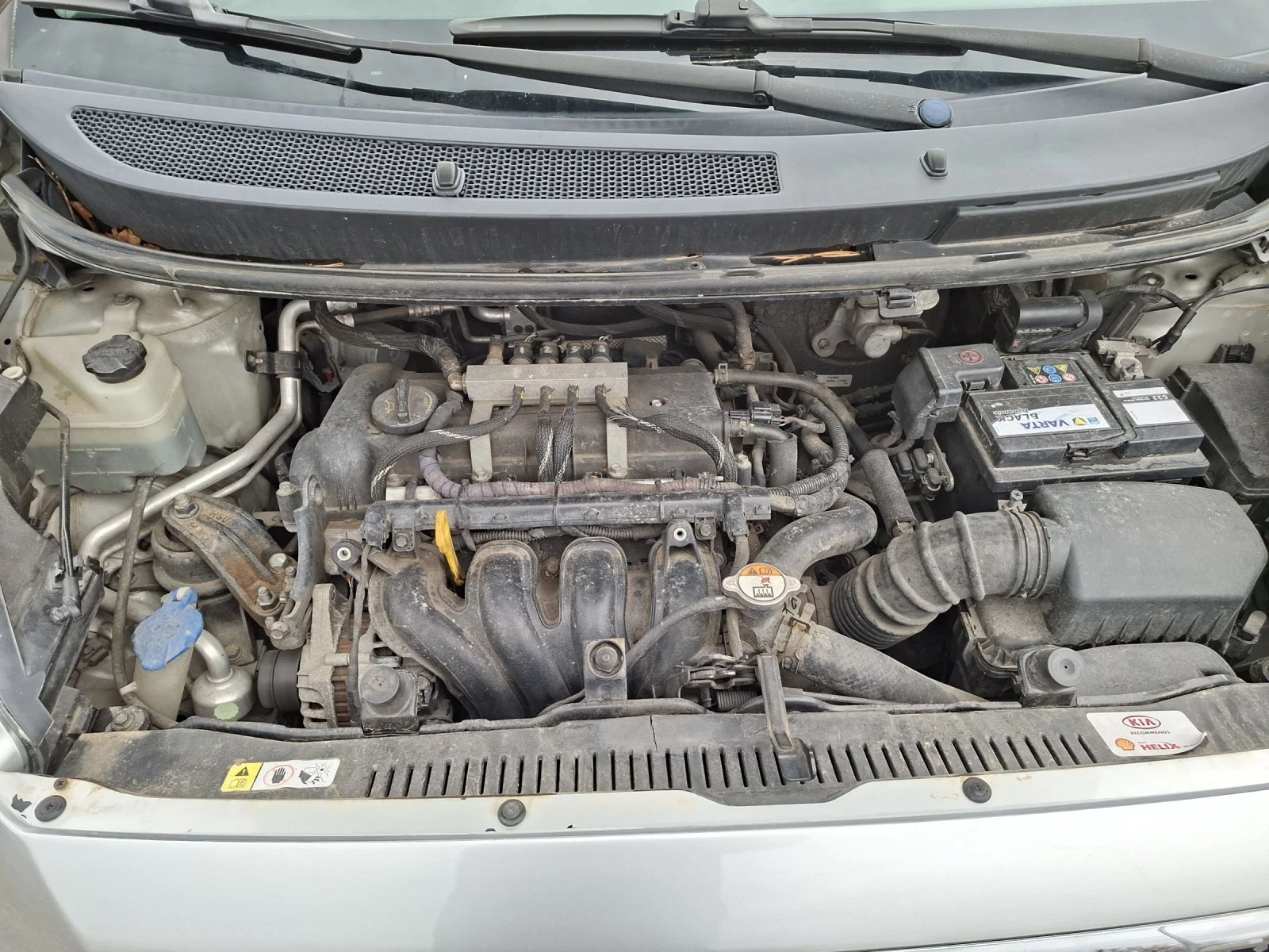 Kia Venga 1.4i 90hp LPG, снимка 11 - Автомобили и джипове - 53901361