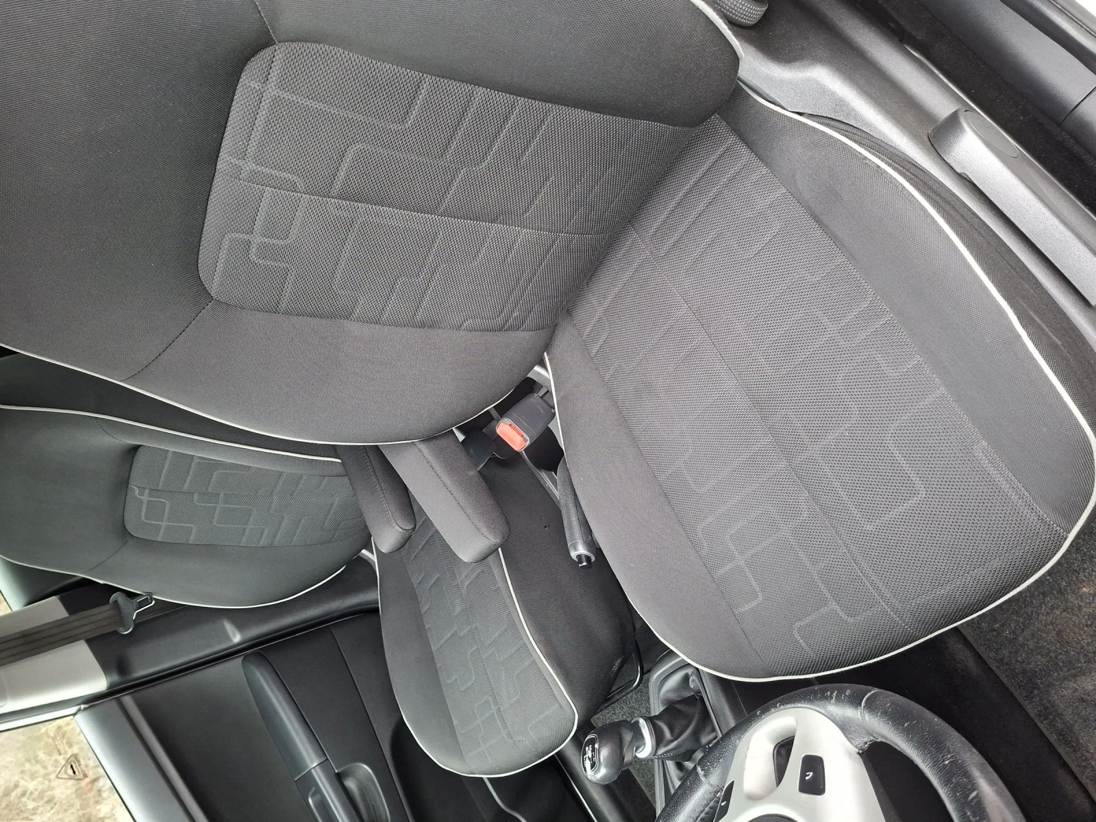 Kia Venga 1.4i 90hp LPG, снимка 9 - Автомобили и джипове - 53901361