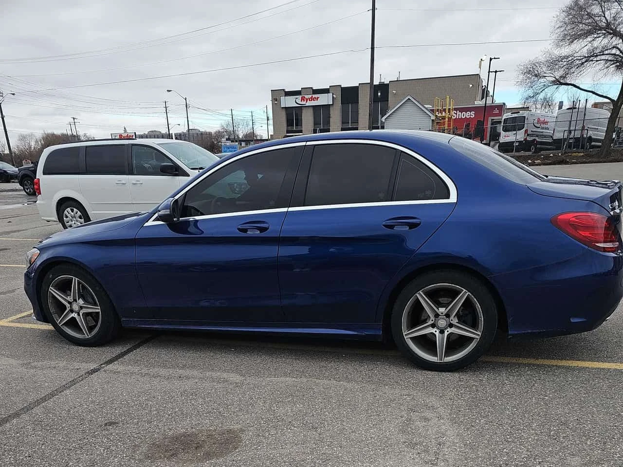 Mercedes-Benz C 300 /360/ CARFAX / КЛИП НА МОТОРА , снимка 2 - Автомобили и джипове - 54071222