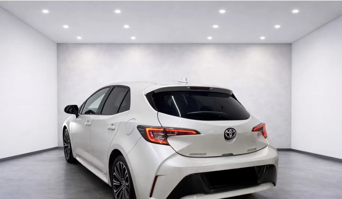 Toyota Corolla Hybrid/Executive/FULL EXTRAS/ACC/KEYLESS/CAM/LED/, снимка 4 - Автомобили и джипове - 54519033