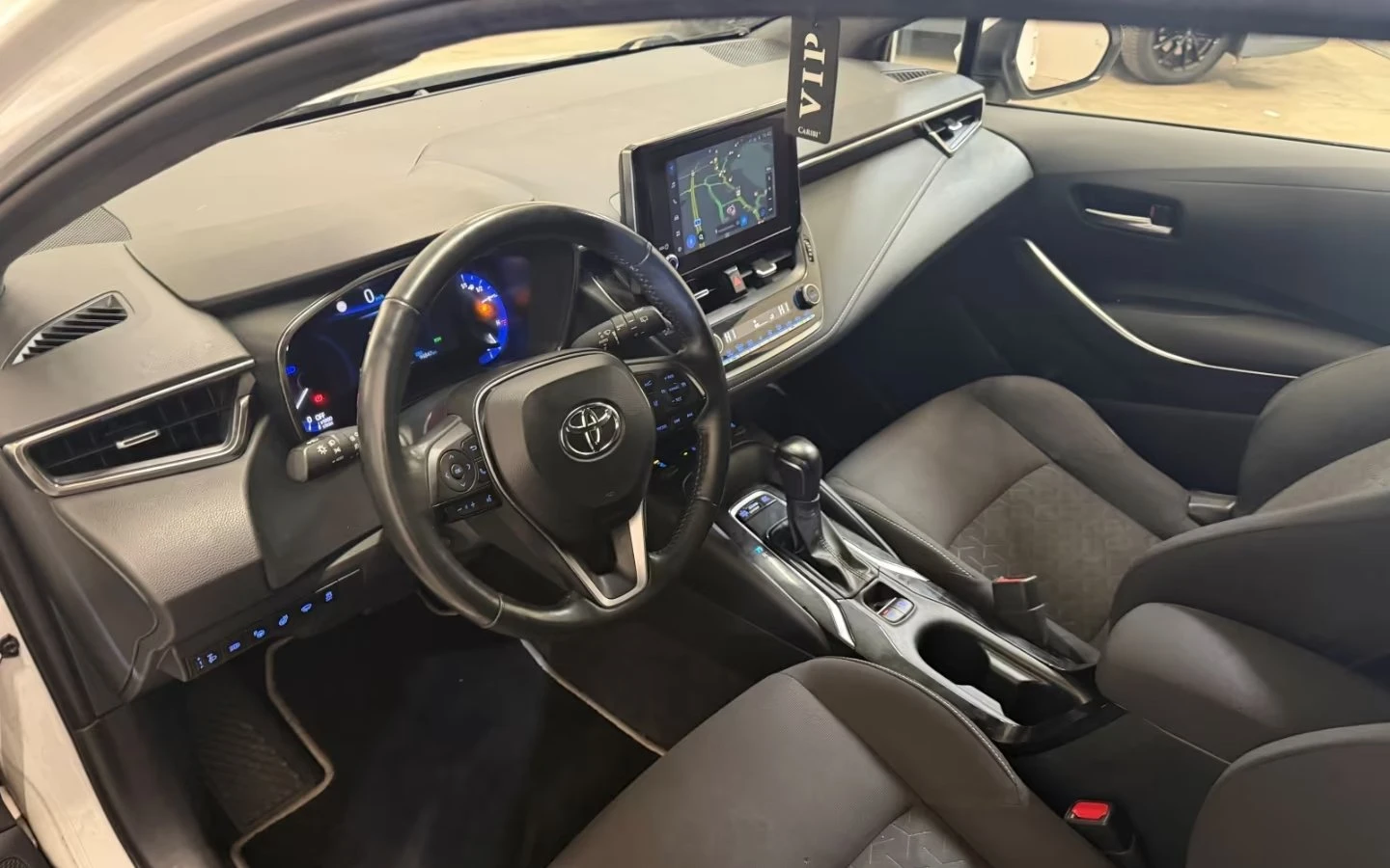 Toyota Corolla Hybrid/Executive/FULL EXTRAS/ACC/KEYLESS/CAM/LED/, снимка 5 - Автомобили и джипове - 54519033
