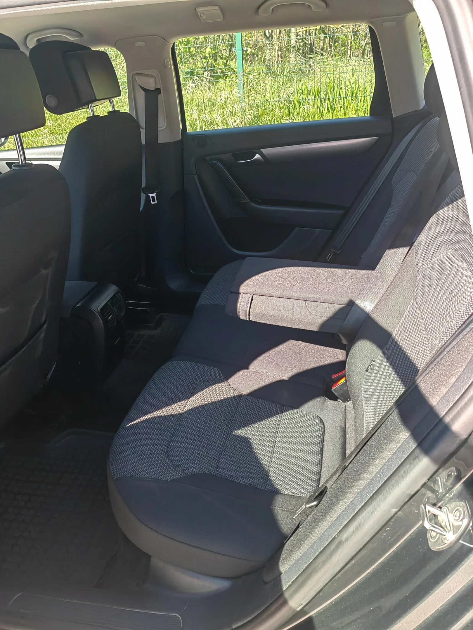 VW Passat, снимка 6 - Автомобили и джипове - 54557127