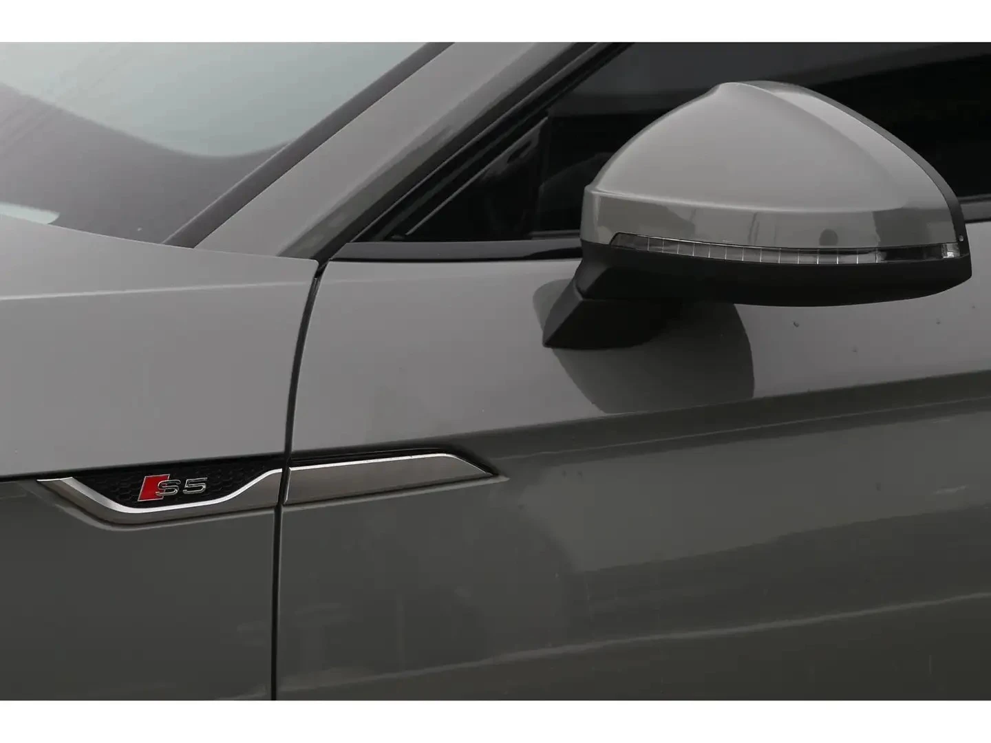Audi S5 PROGRESSIV РЕГИСТРАЦИЯ & АВТО КРЕДИТ , снимка 9 - Автомобили и джипове - 54739787