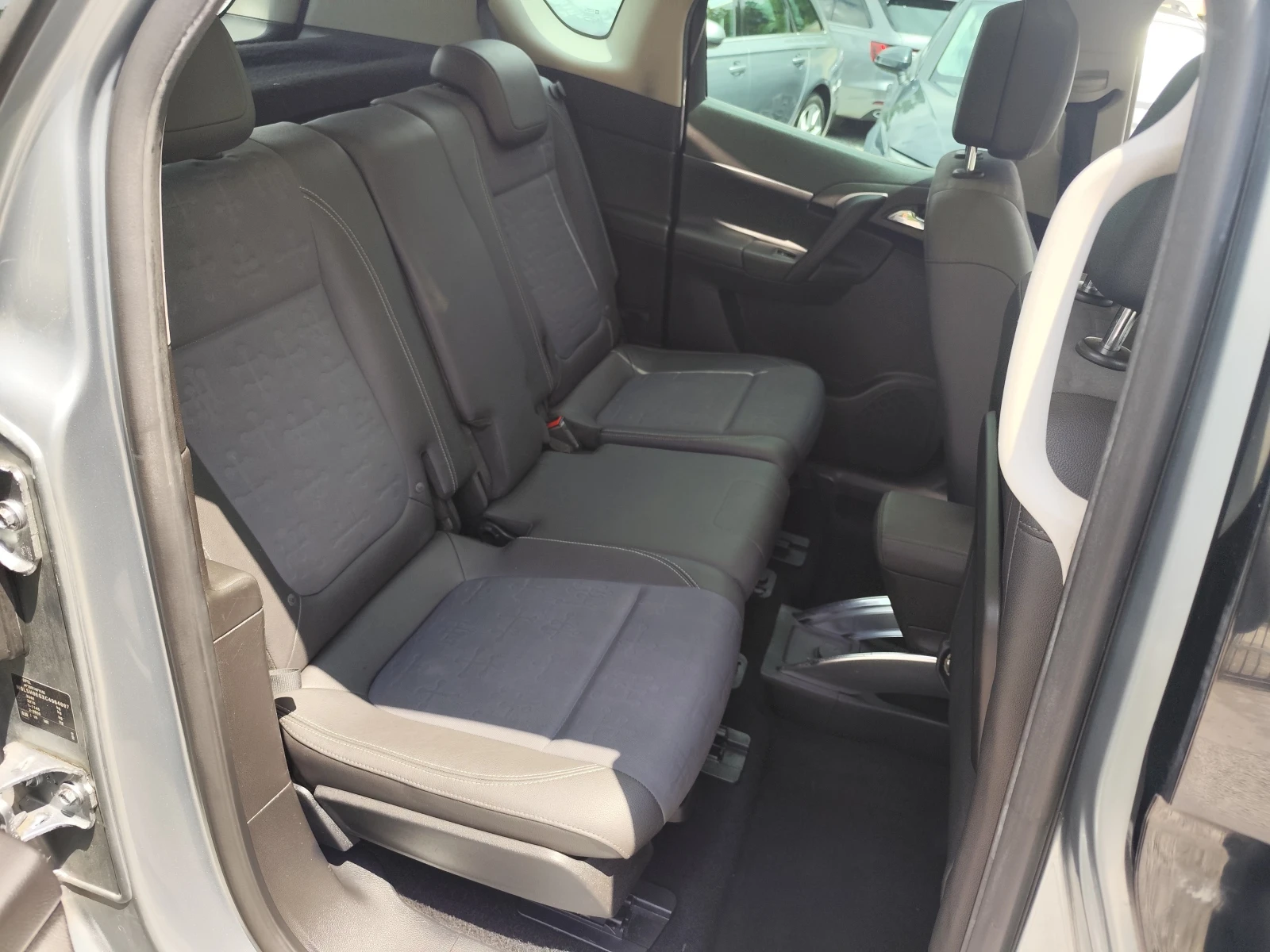 Opel Meriva 1.7CDTI * Cosmo* ПАНОРАМА* ЕURO 5A* , снимка 11 - Автомобили и джипове - 54750002