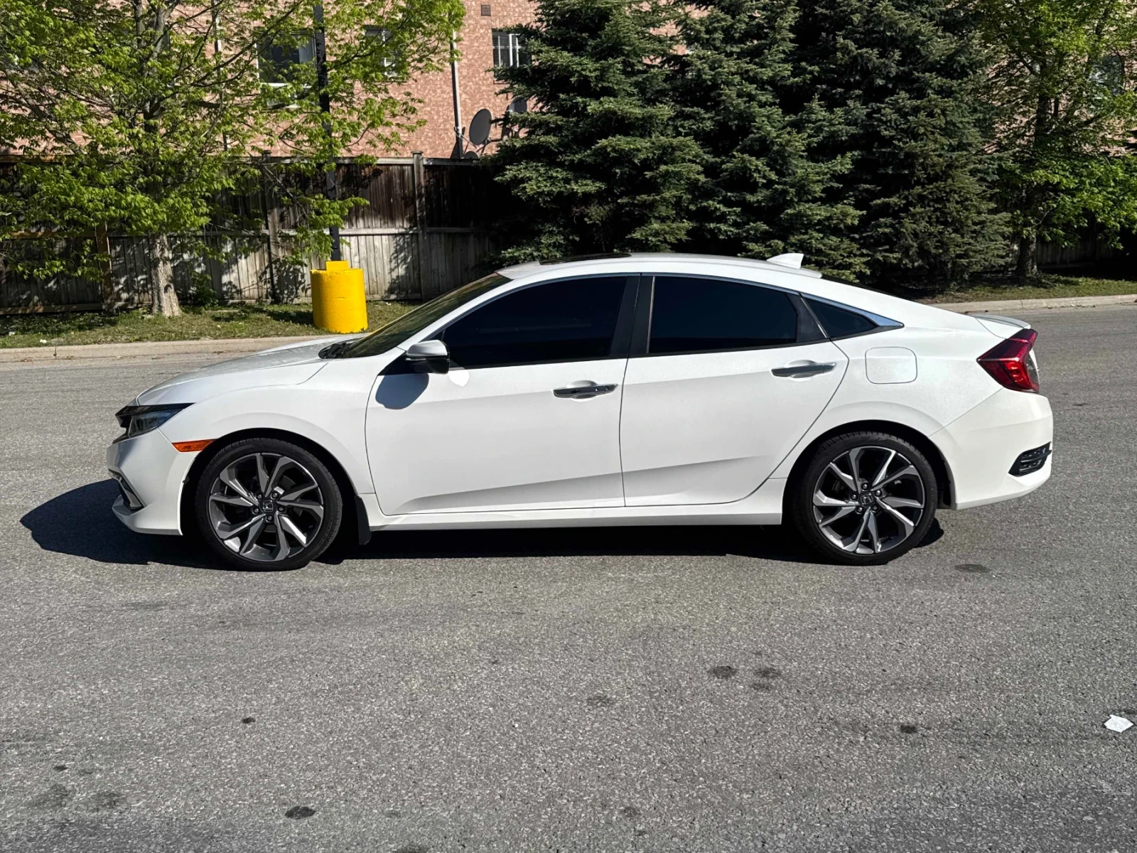 Honda Civic TOURING / CARFAX, снимка 5 - Автомобили и джипове - 54912855