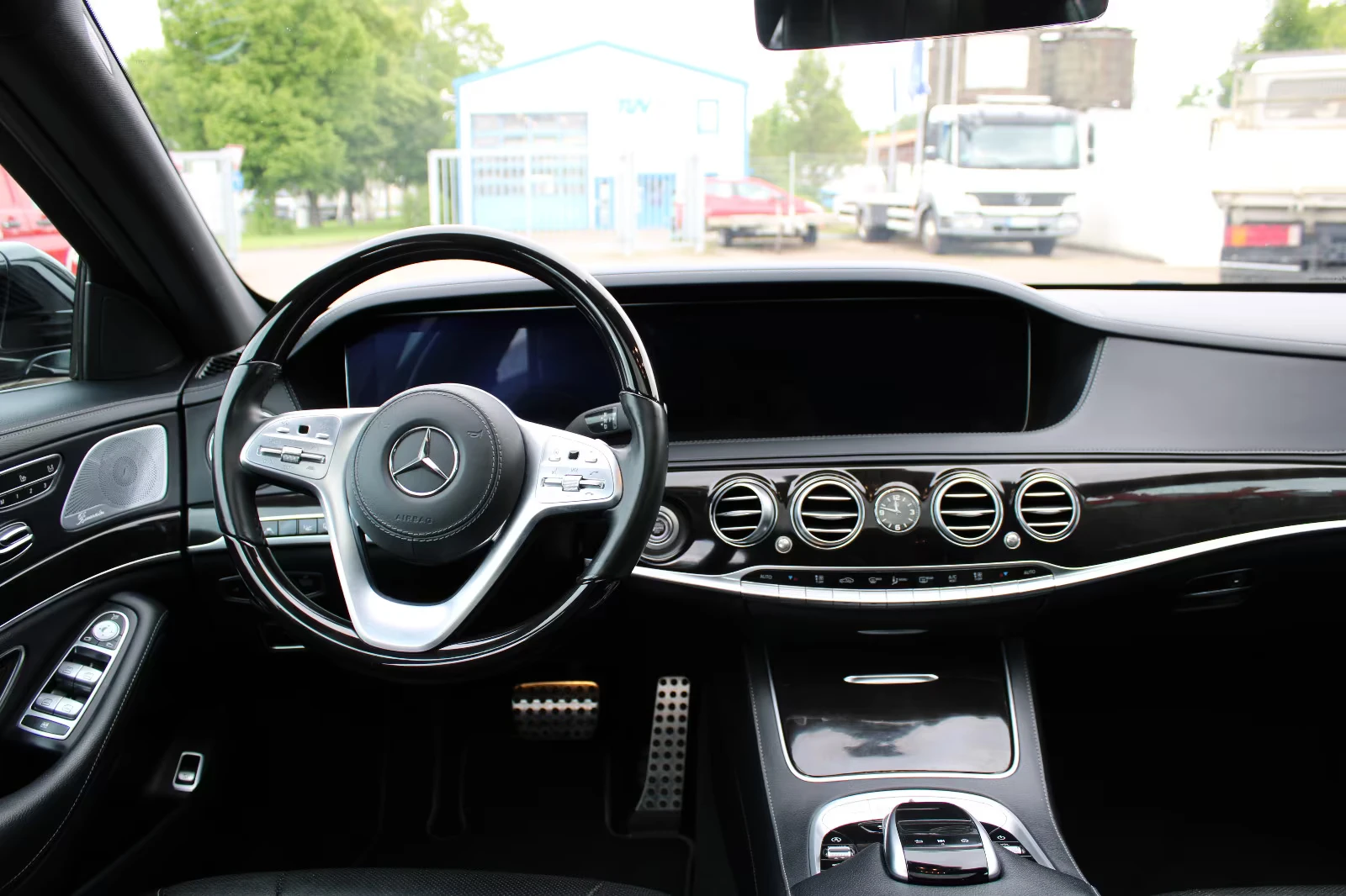 Mercedes-Benz S 350 AMG/286HP/4M/HUD/360/NAVI/256h, снимка 4 - Автомобили и джипове - 54933032