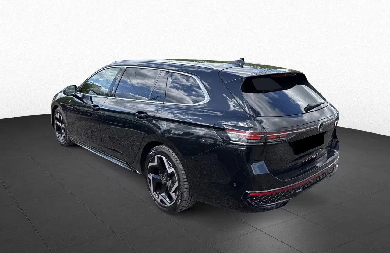 VW Passat 2.0 TDI R-LINE VARIANT MATRIX CAMERA ACC , снимка 4 - Автомобили и джипове - 55135458