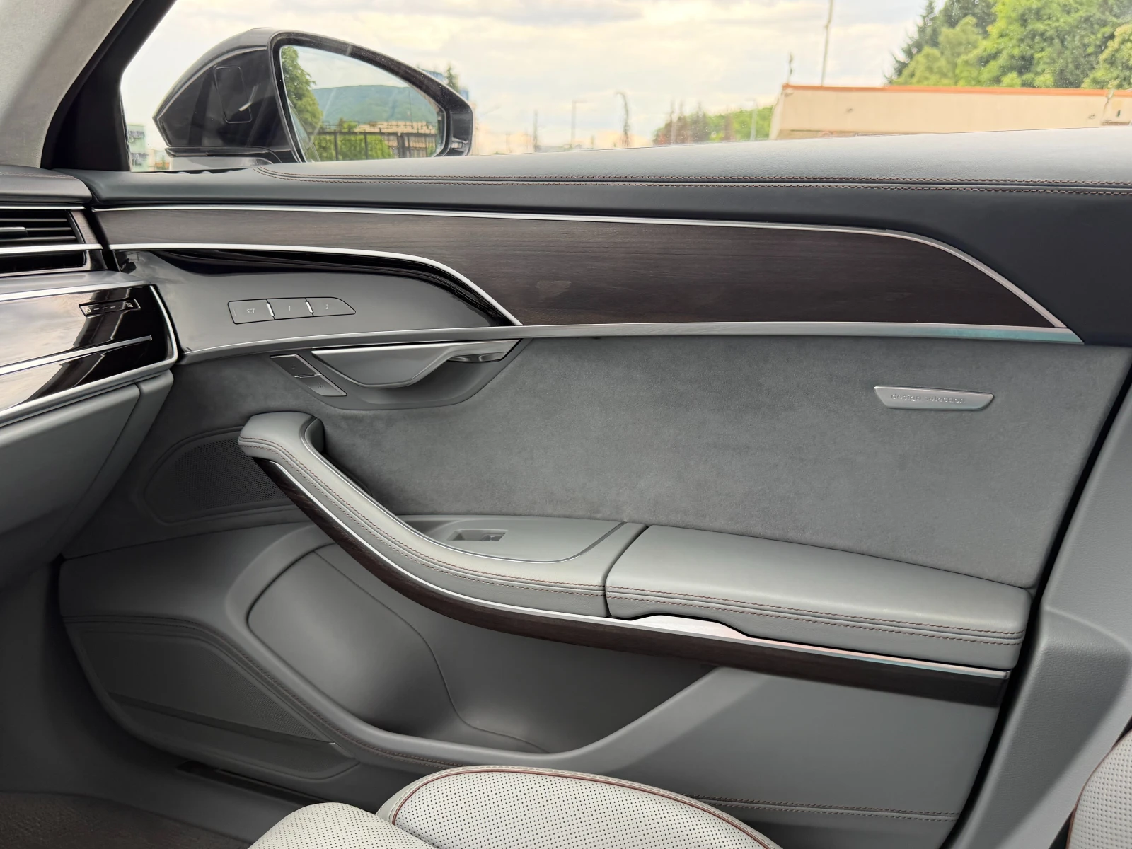 Audi A8 LONG, снимка 17 - Автомобили и джипове - 55250554