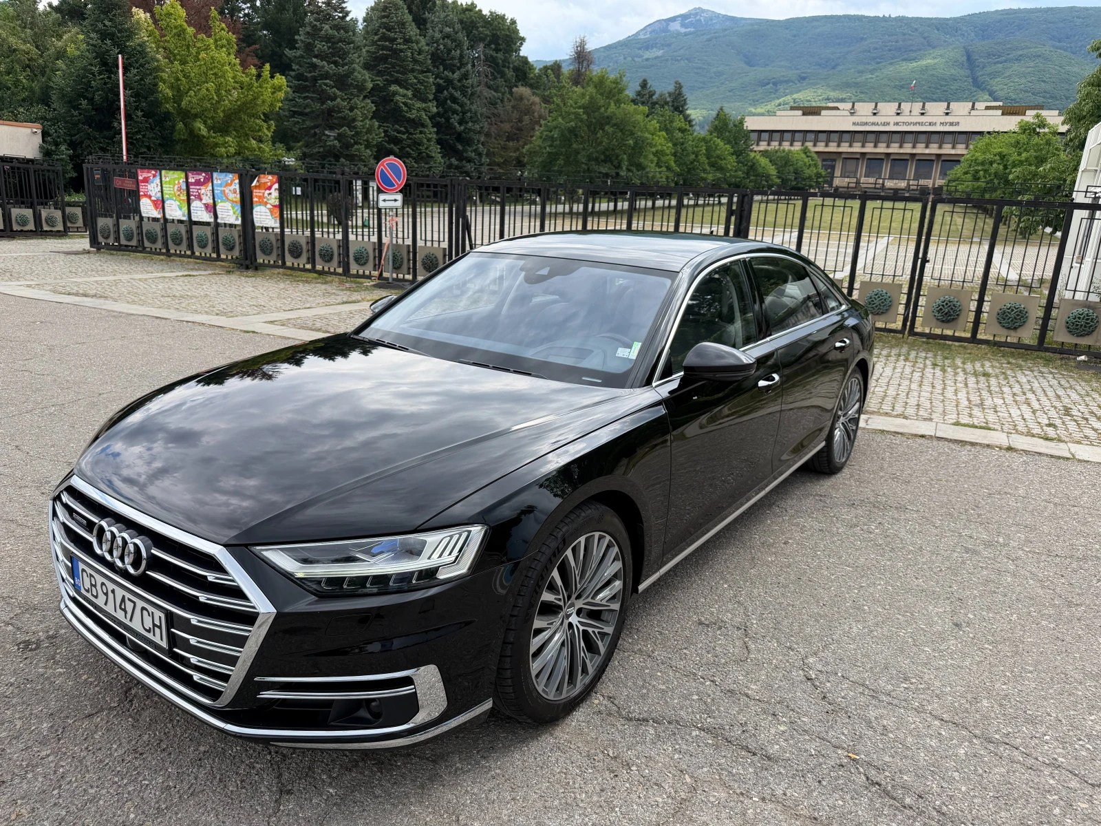 Audi A8 LONG, снимка 2 - Автомобили и джипове - 55250554