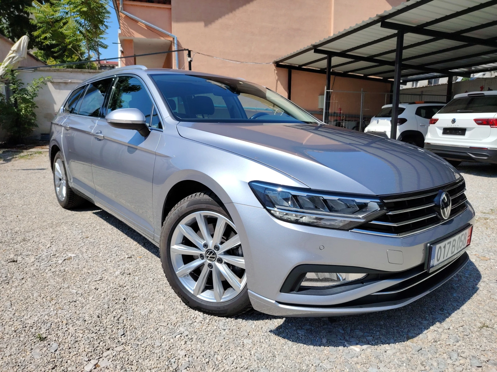 VW Passat 2023гDSG-DIGITAL-2.0TDi-150кс-FACE-ПЕРФЕКТЕН!, снимка 8 - Автомобили и джипове - 55808597