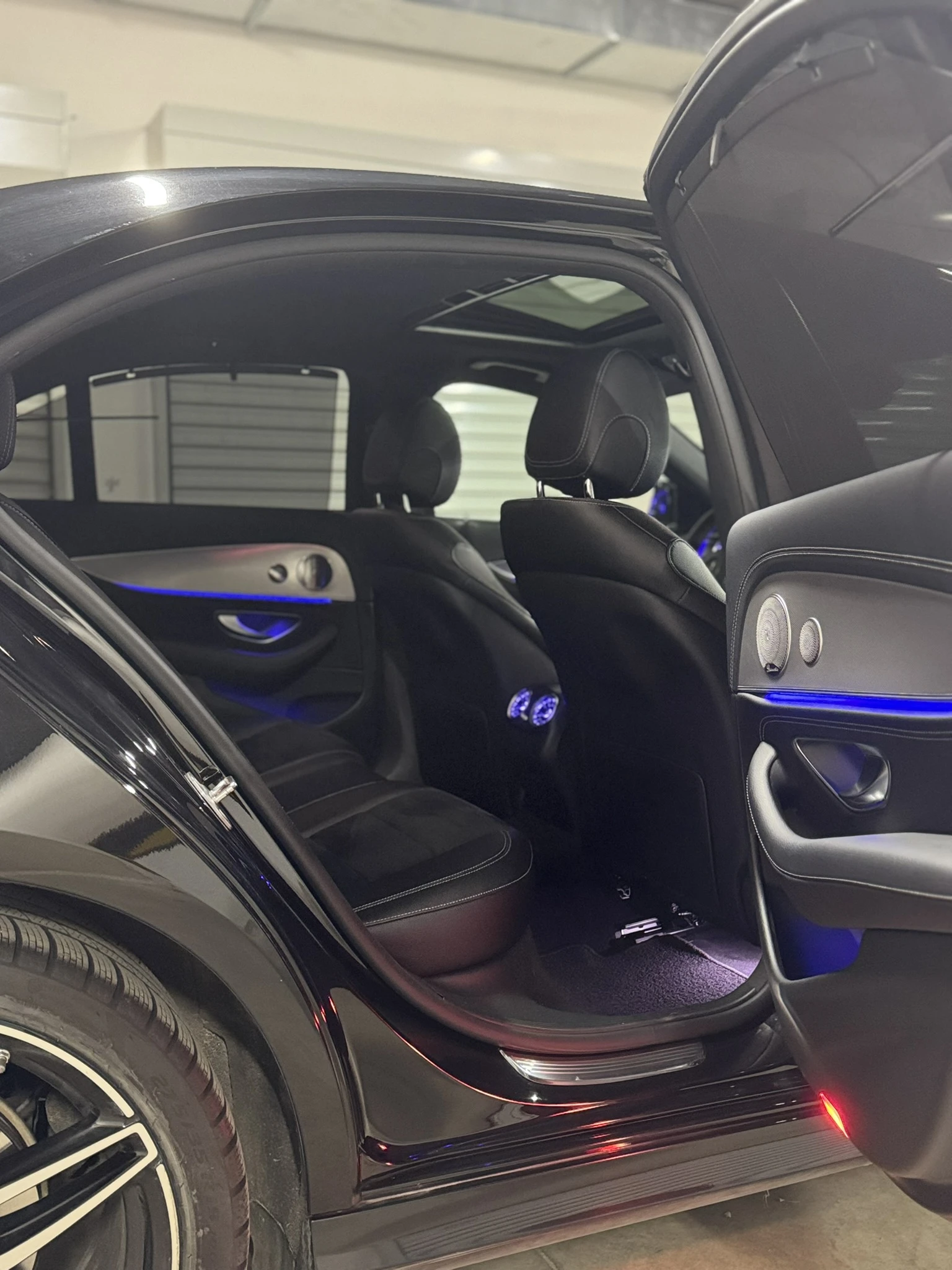 Mercedes-Benz E 220 Digital, Burmester, Lane Assist, Сменена Верига, снимка 11 - Автомобили и джипове - 55835881