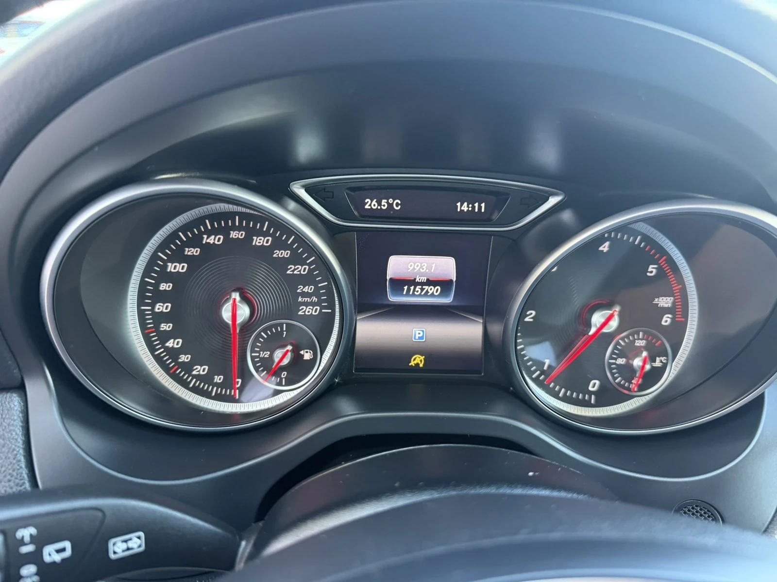 Mercedes-Benz CLA 180 115000км, снимка 15 - Автомобили и джипове - 56110237