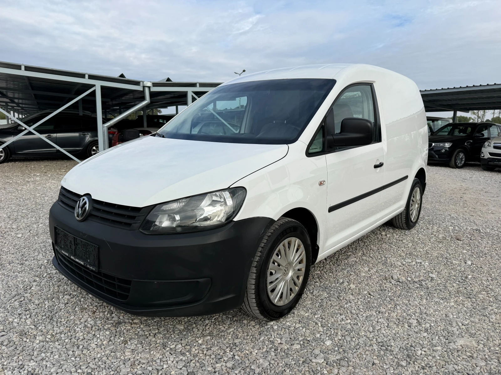 VW Caddy 2.0TDI КЛИМАТИК 109кс