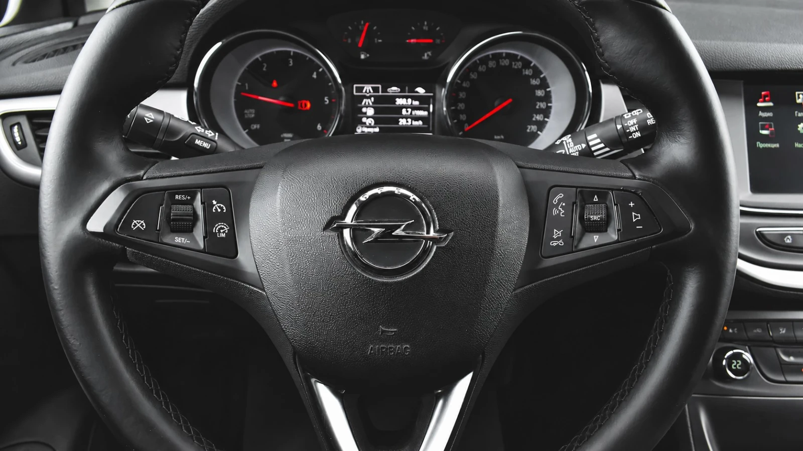 Opel Astra Automatic Sport, снимка 9 - Автомобили и джипове - 56119504