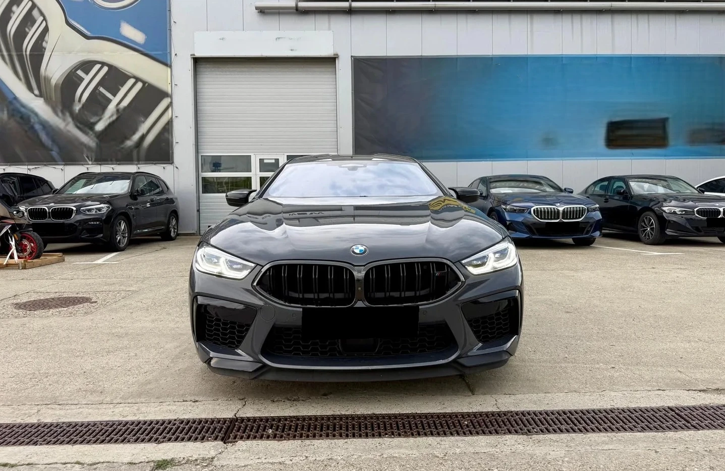 BMW M8 Competition Gran Coupe, снимка 2 - Автомобили и джипове - 56161126