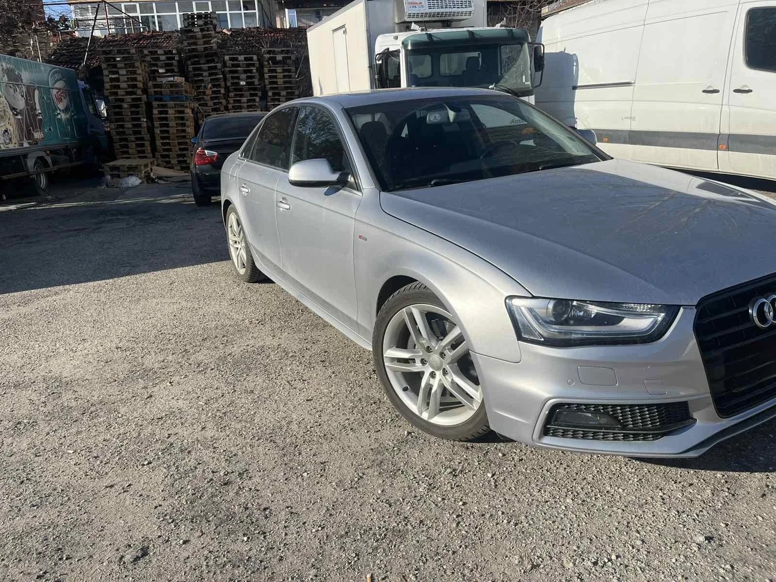 Audi A4, снимка 3 - Автомобили и джипове - 56568831