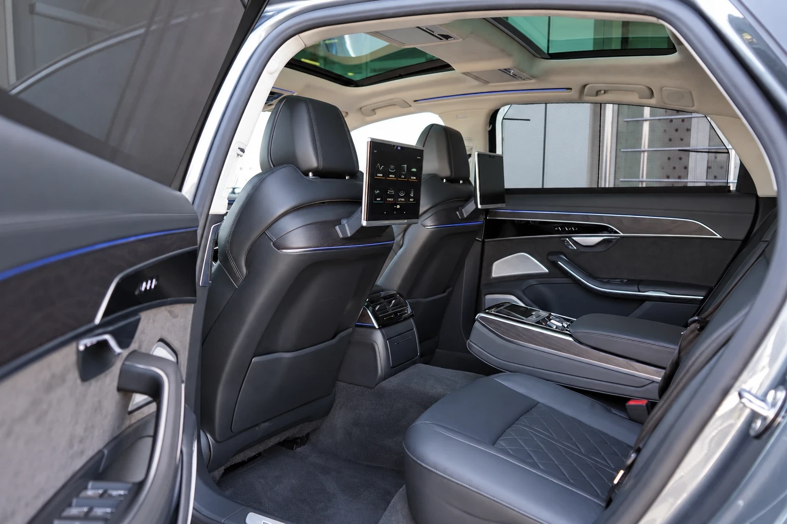 Audi A8 50TDI* LONG* B&0* NIGHT VISION* 3xTV* ��������� | Mobile.bg � ����������� 14