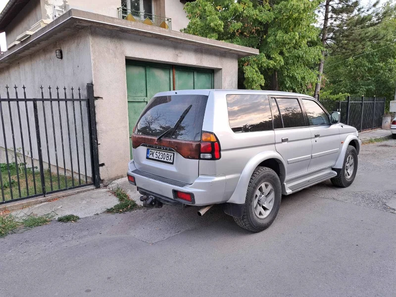 Mitsubishi Pajero sport 2.5 td, снимка 3 - Автомобили и джипове - 47336217