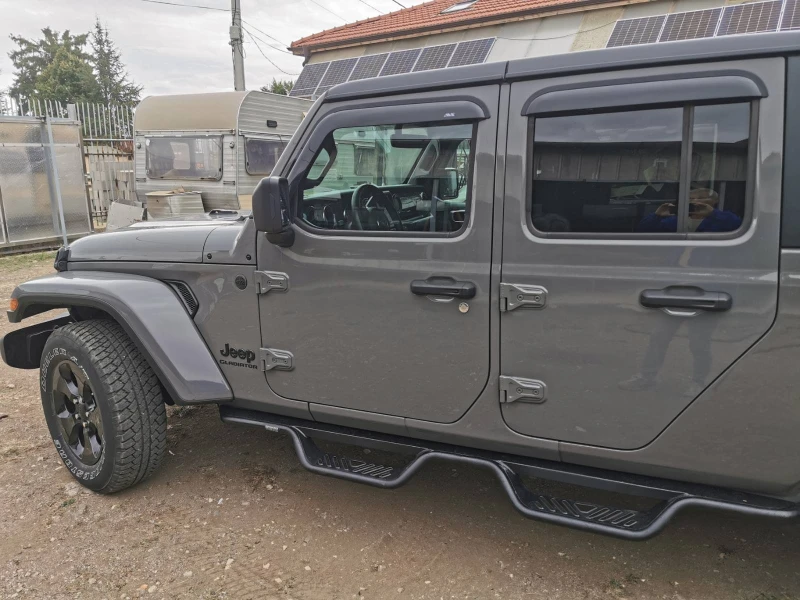 Jeep Gladiator, снимка 2 - Автомобили и джипове - 52355674