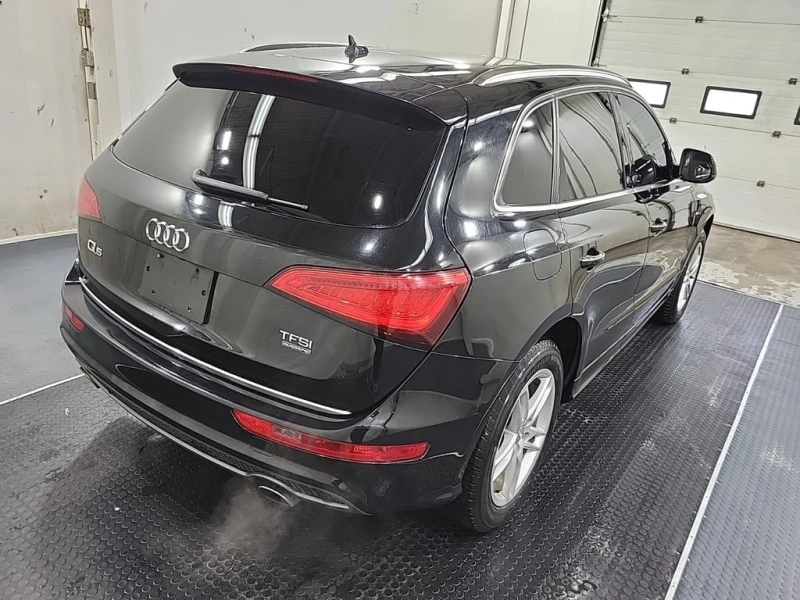 Audi Q5 * 3.0T TECHNIK * CARFAX * БЕЗ ПЪРВОНАЧАЛНА ВНОСКА, снимка 3 - Автомобили и джипове - 52605821