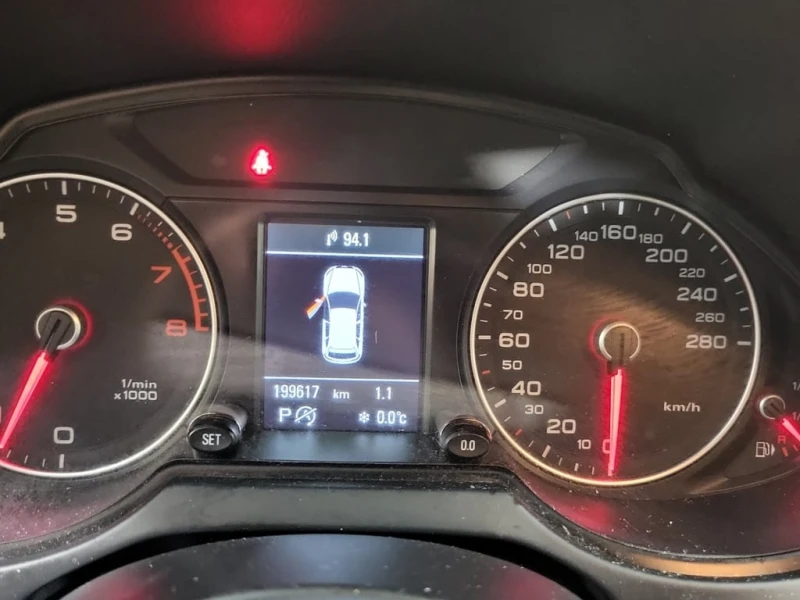 Audi Q5 * 3.0T TECHNIK * CARFAX * БЕЗ ПЪРВОНАЧАЛНА ВНОСКА, снимка 10 - Автомобили и джипове - 52605821