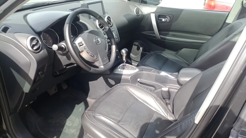 Nissan Qashqai, снимка 9 - Автомобили и джипове - 52676987