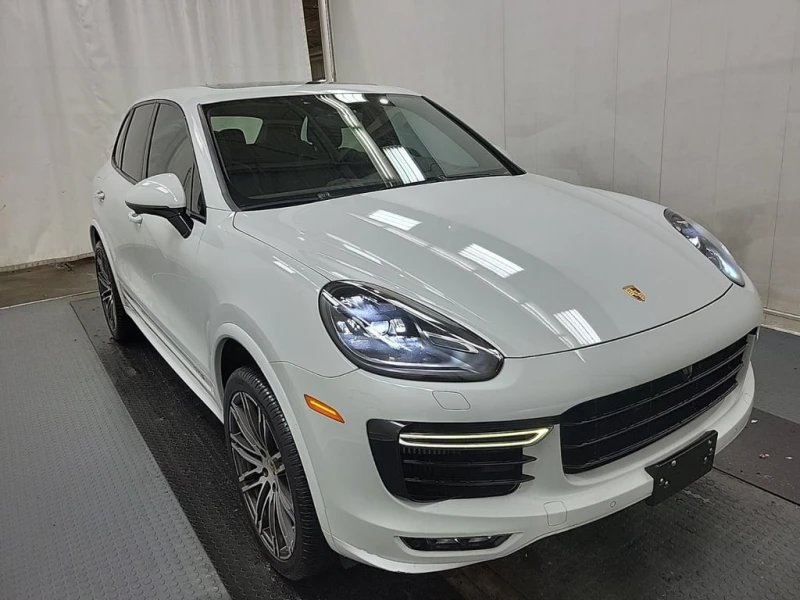 Porsche Cayenne * GTS * CARFAX * , снимка 2 - Автомобили и джипове - 52726681