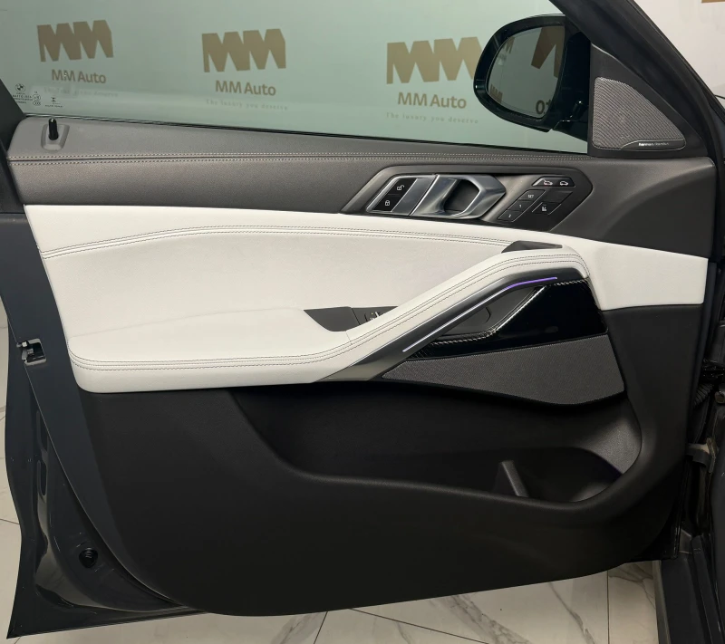 BMW X6 M60i* xDrive* M-Sport* HuD* Carbon* Harman* SkyLou, снимка 6 - Автомобили и джипове - 52752903