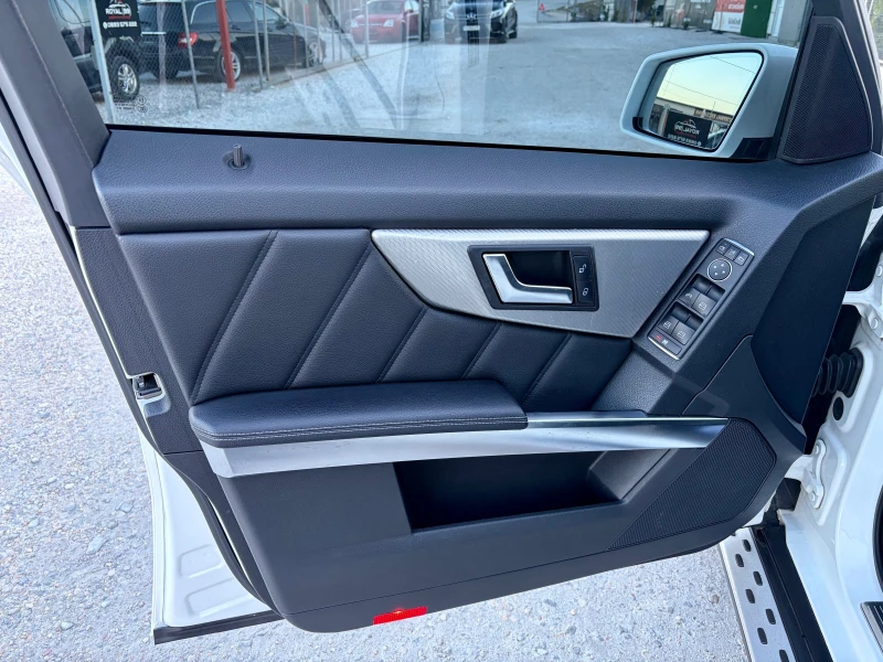 Mercedes-Benz GLK 220 CDI 4MATIC PREMIUM AMG PACKET, снимка 9 - Автомобили и джипове - 52880527