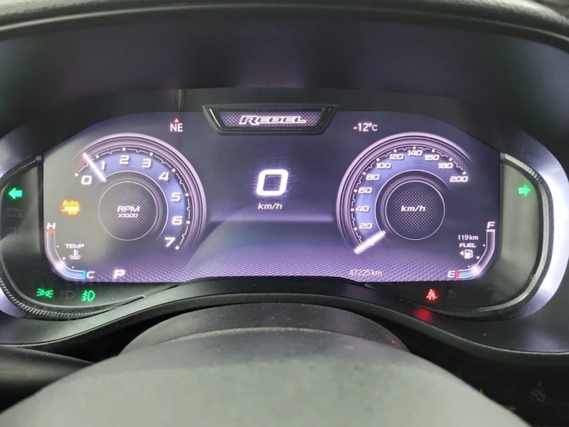 Dodge RAM 1500 * REBEL CREW CAB SHORT BED * CARFAX * БЕЗ ПЪРВОНАЧ, снимка 11 - Автомобили и джипове - 53245307