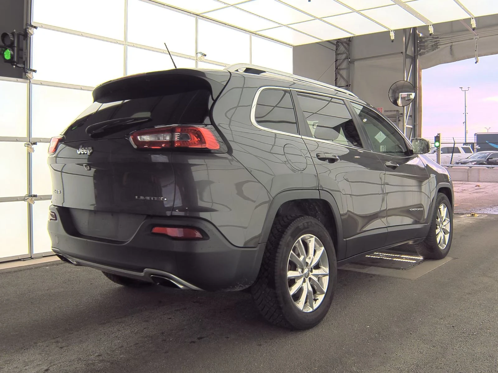 Jeep Cherokee Limited* 4x4* Keyless* Camera - изображение 5