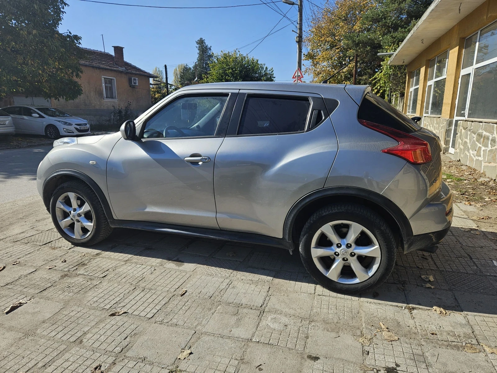Nissan Juke 1.6 бензин - изображение 8