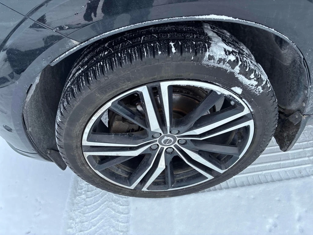 Volvo XC60 R Design  CARFAX - изображение 7