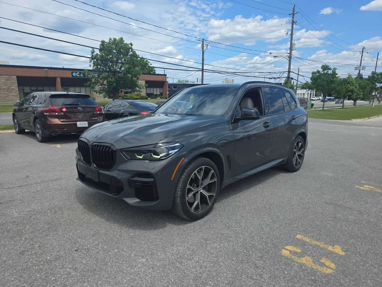 BMW X5 xDrive40i M PACK 2 КОМПЛЕКТА ГУМИ С ДЖАНТИ CARFAX