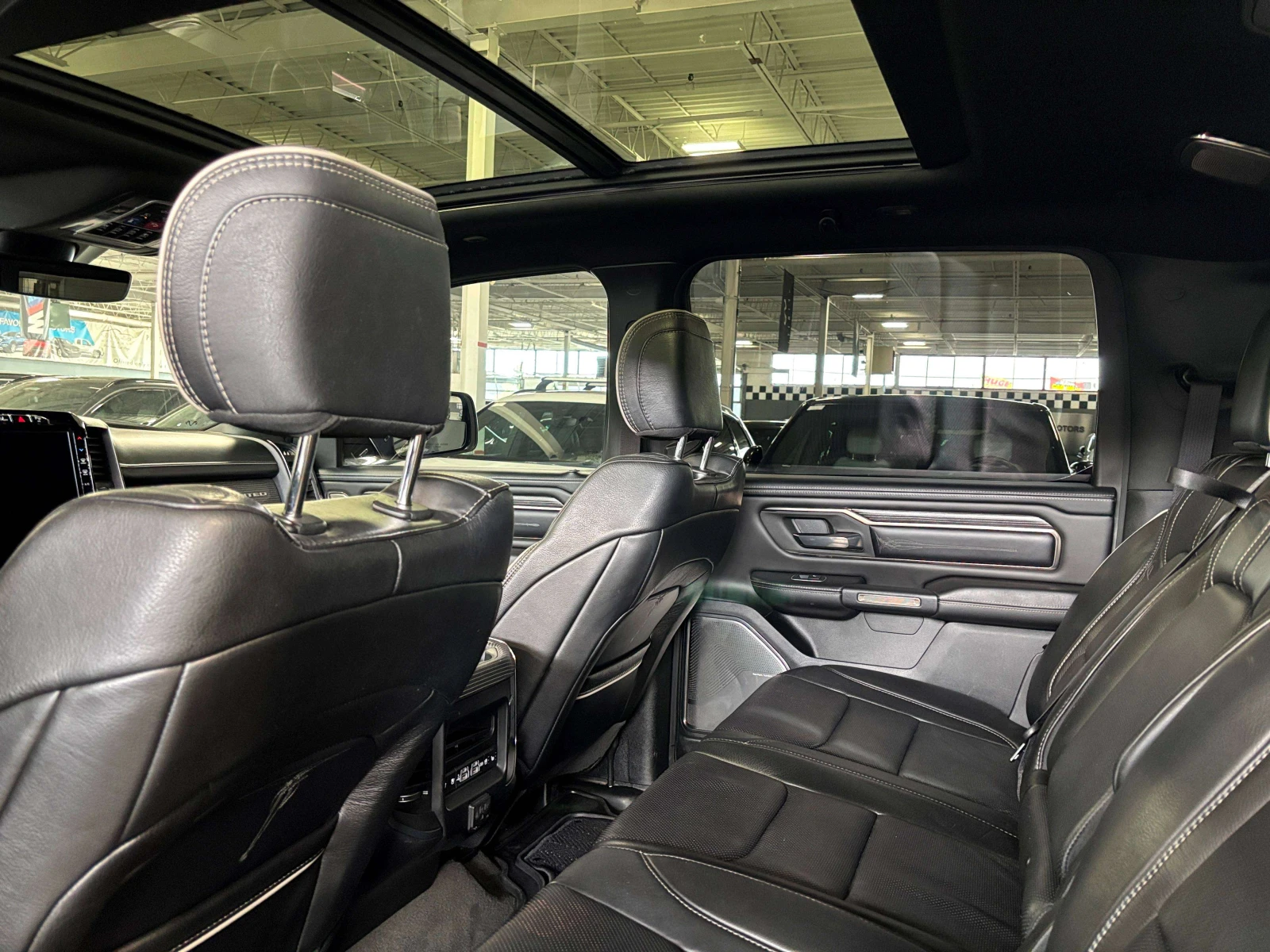 Dodge RAM 1500 Limited/HARMAN KARDON/ЦЕНА ДО БЪЛГАРИЯ, снимка 5 - Автомобили и джипове - 55493964