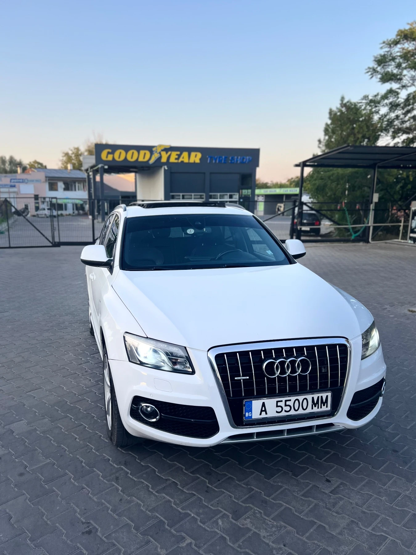 Audi Q5, снимка 6 - Автомобили и джипове - 55694856