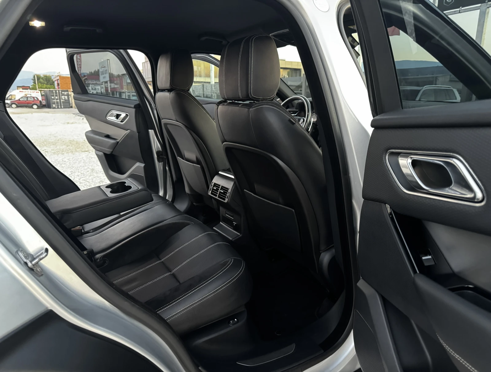 Land Rover Range Rover Velar R DINAMIC S  163000KM 240p.s ��� ��������� | Mobile.bg � ����������� 8