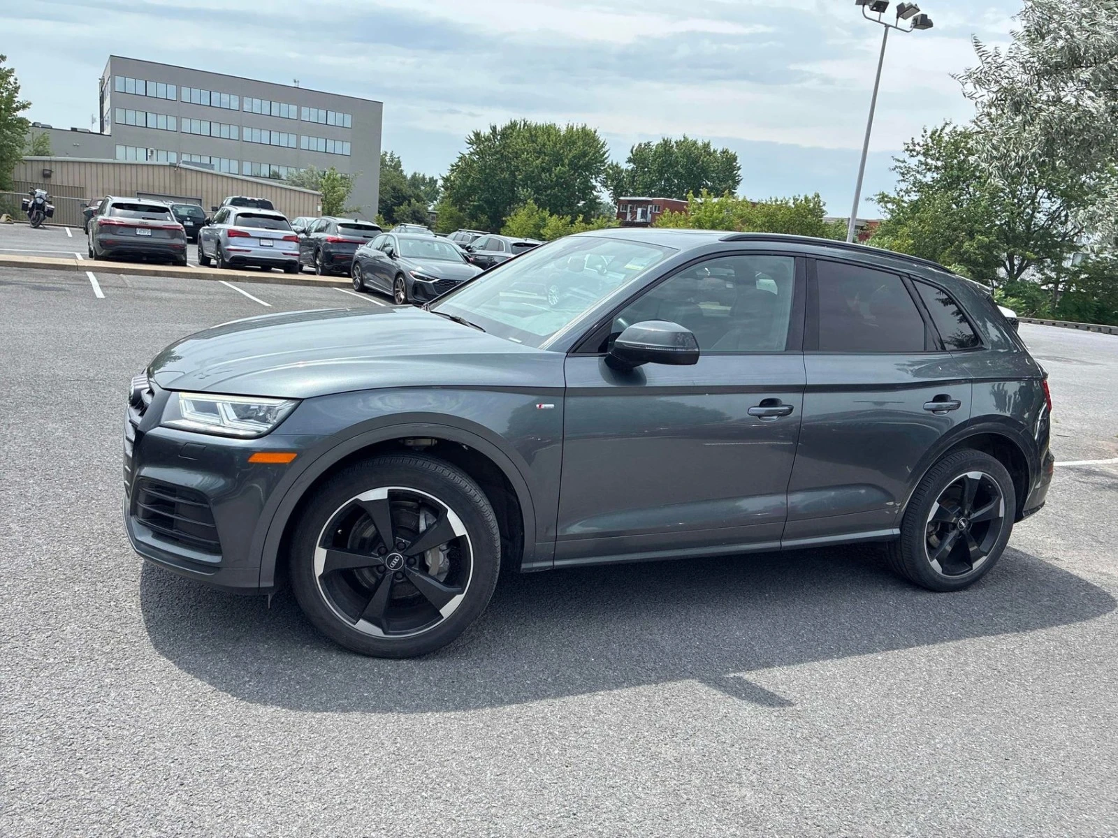 Audi Q5 Progressiv Цена до България & АвтоКредит, снимка 3 - Автомобили и джипове - 56210465