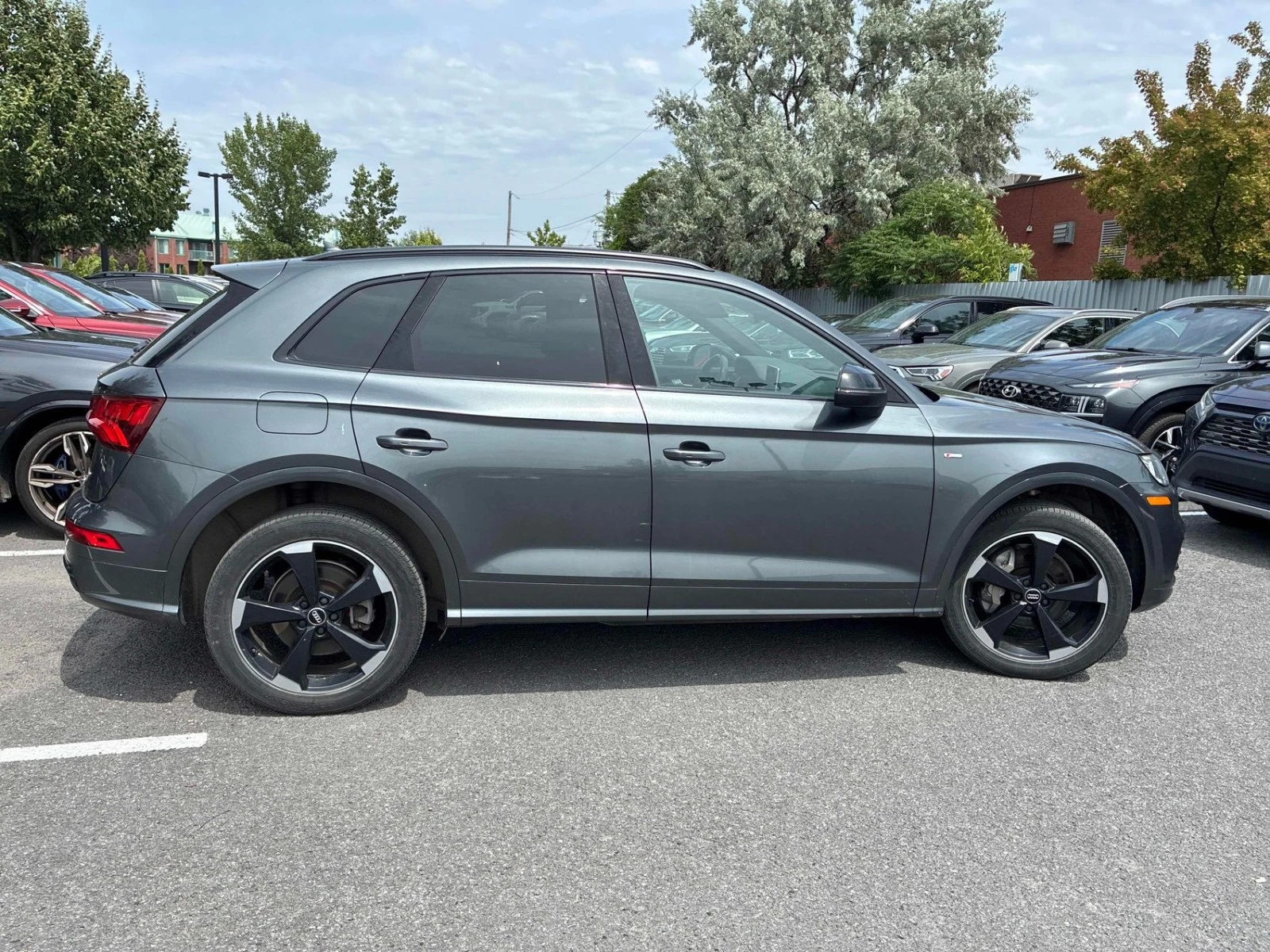 Audi Q5 Progressiv Цена до България & АвтоКредит, снимка 4 - Автомобили и джипове - 56210465