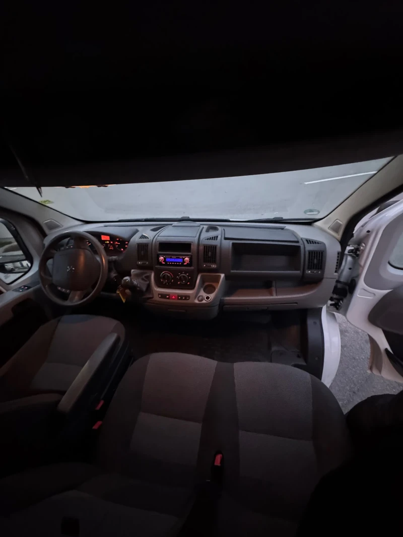 Peugeot Boxer, снимка 9 - Бусове и автобуси - 52596399