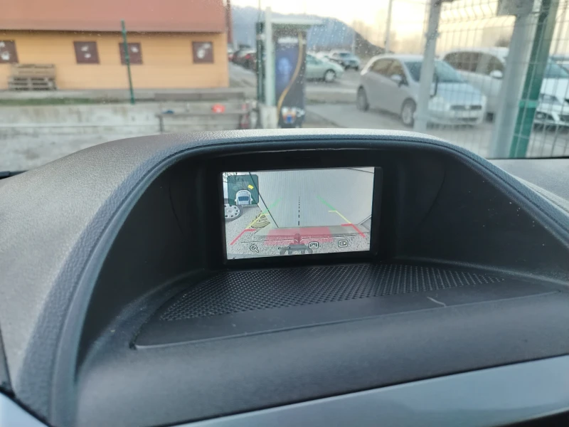 Ford Tourneo 2.0 TDCI TITANIYM NAVI, снимка 14 - Бусове и автобуси - 53112100