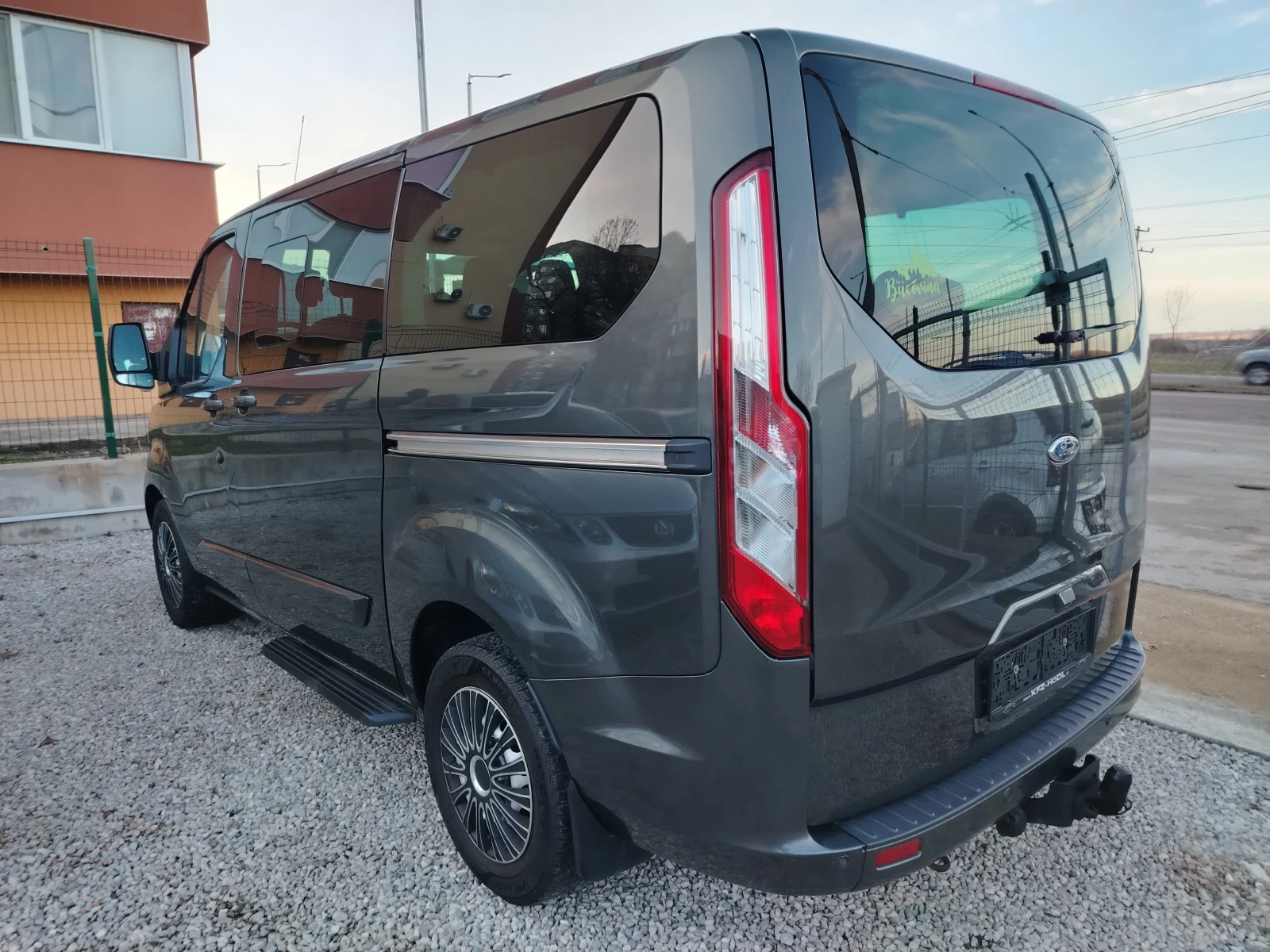 Ford Tourneo 2.0 TDCI TITANIYM NAVI - изображение 3