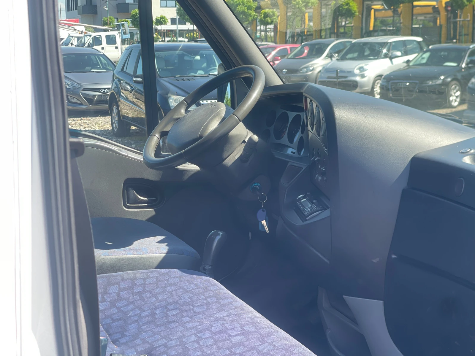 Iveco Daily 35-C12 2.3HPi, снимка 8 - Бусове и автобуси - 54689120