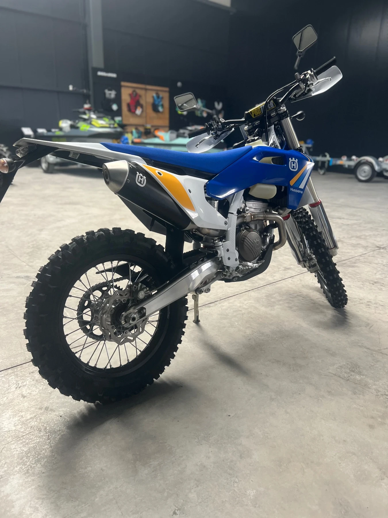 Husqvarna 350 FE 350 Heritage  - изображение 10