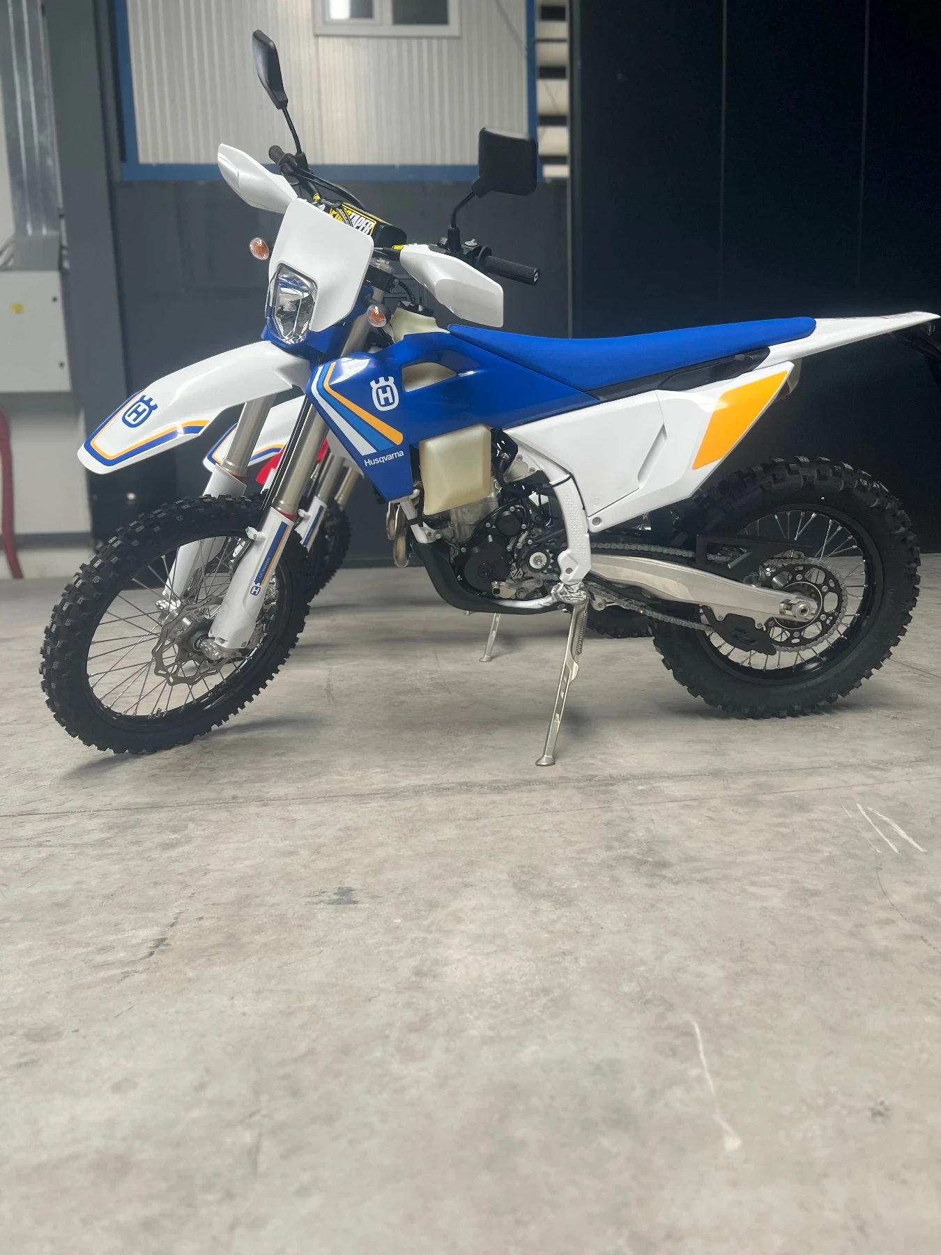Husqvarna 350 FE 350 Heritage  - изображение 7